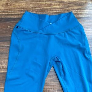 Alphalete Surface Leggings